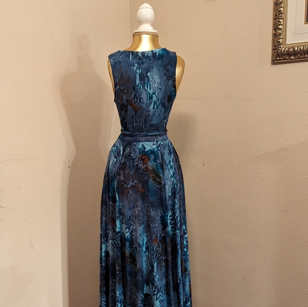 Stunning ocean blue wrap dress with long train, size large - Picture 5 of 8